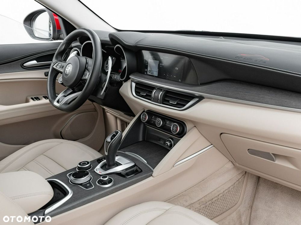 Alfa Romeo Stelvio 2.0 Turbo 6C Villa D'este Q4 - 35