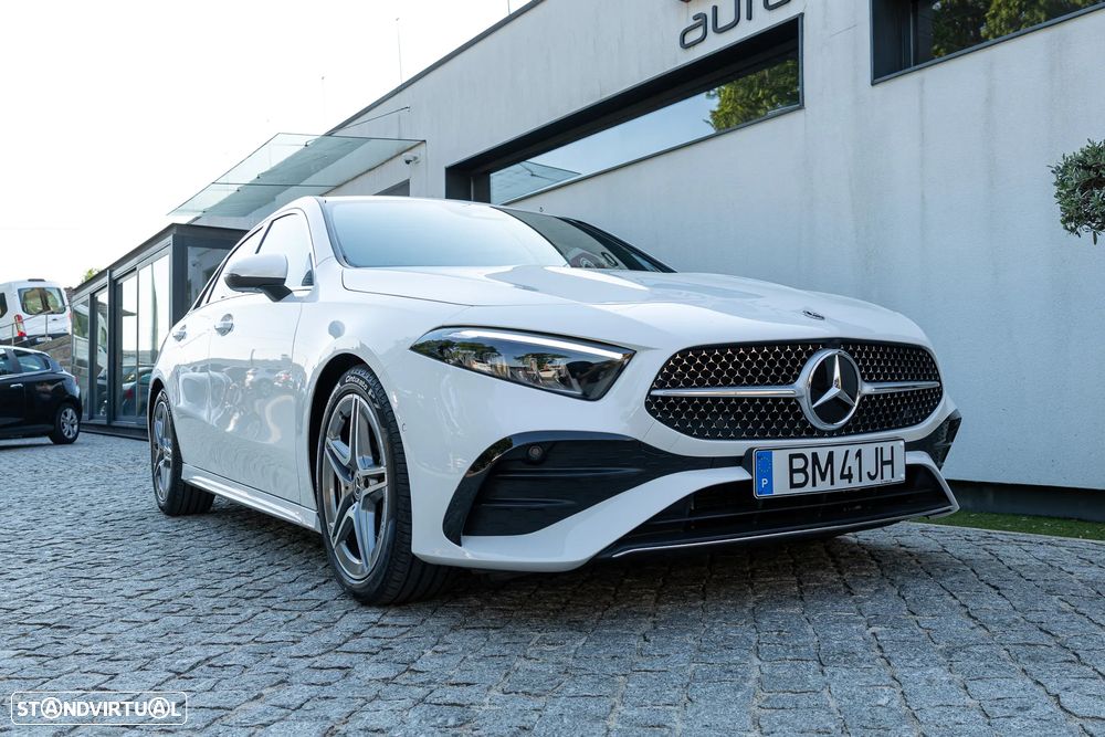 Mercedes-Benz A 200 Limousine 7G-DCT AMG Line - 3