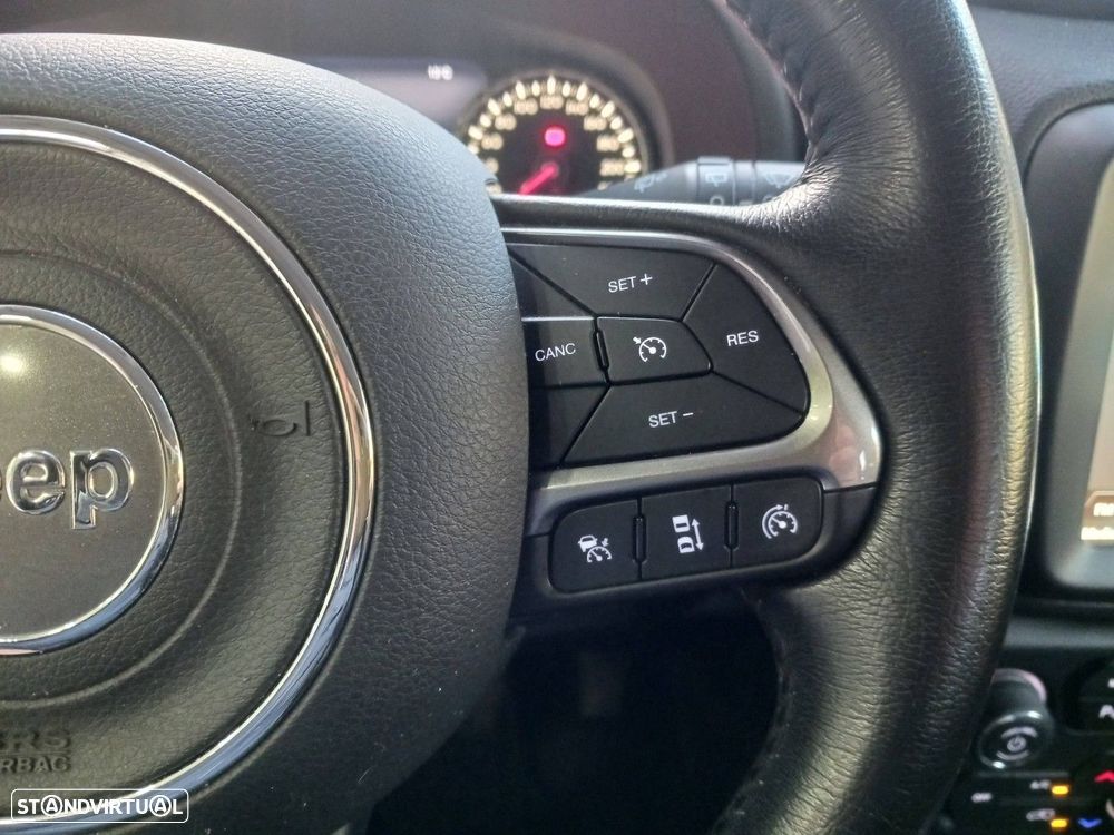 Jeep Renegade 1.6 MJD Limited - 28