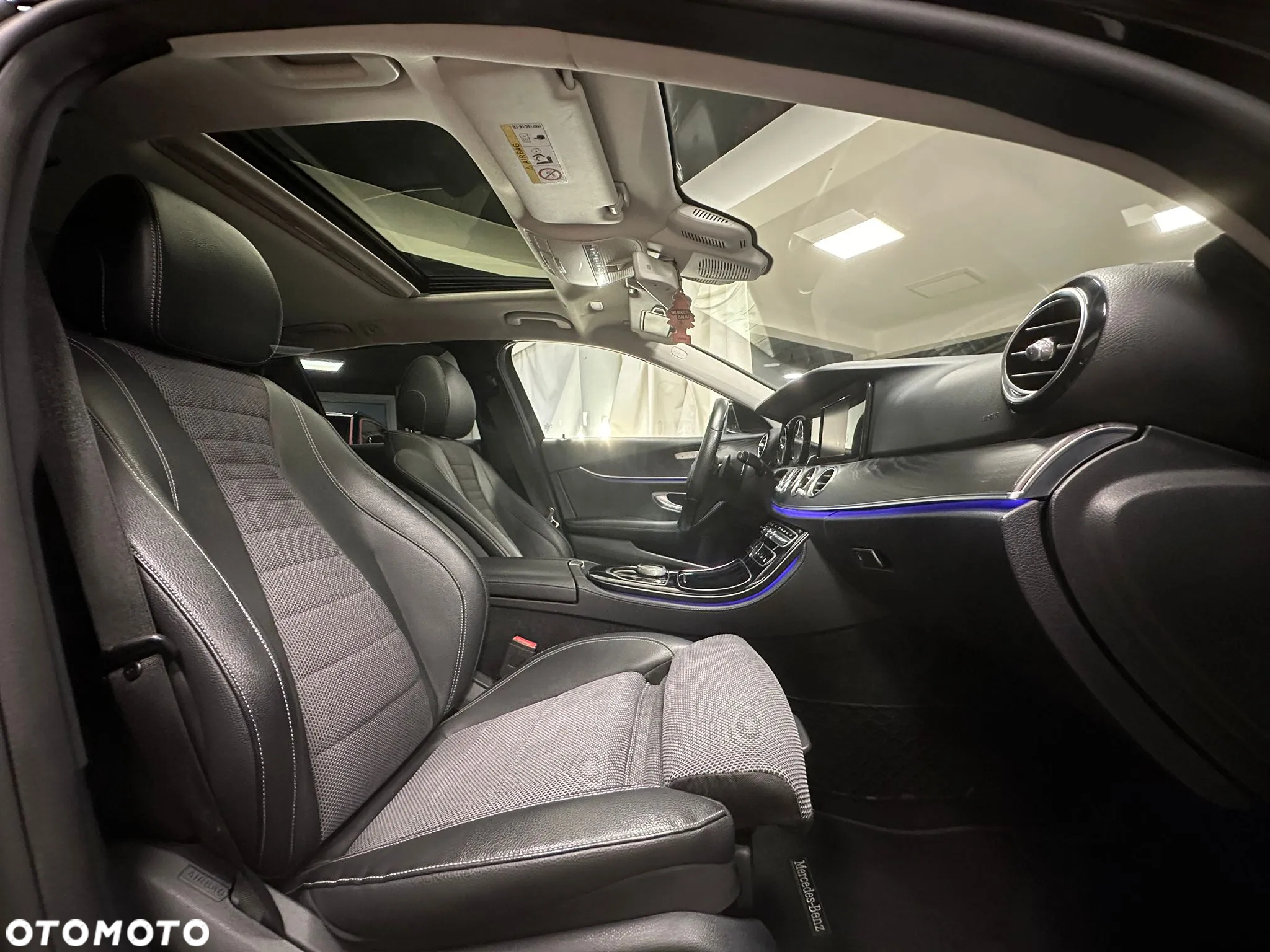 Mercedes-Benz Klasa E 220 d T 9G-TRONIC - 10