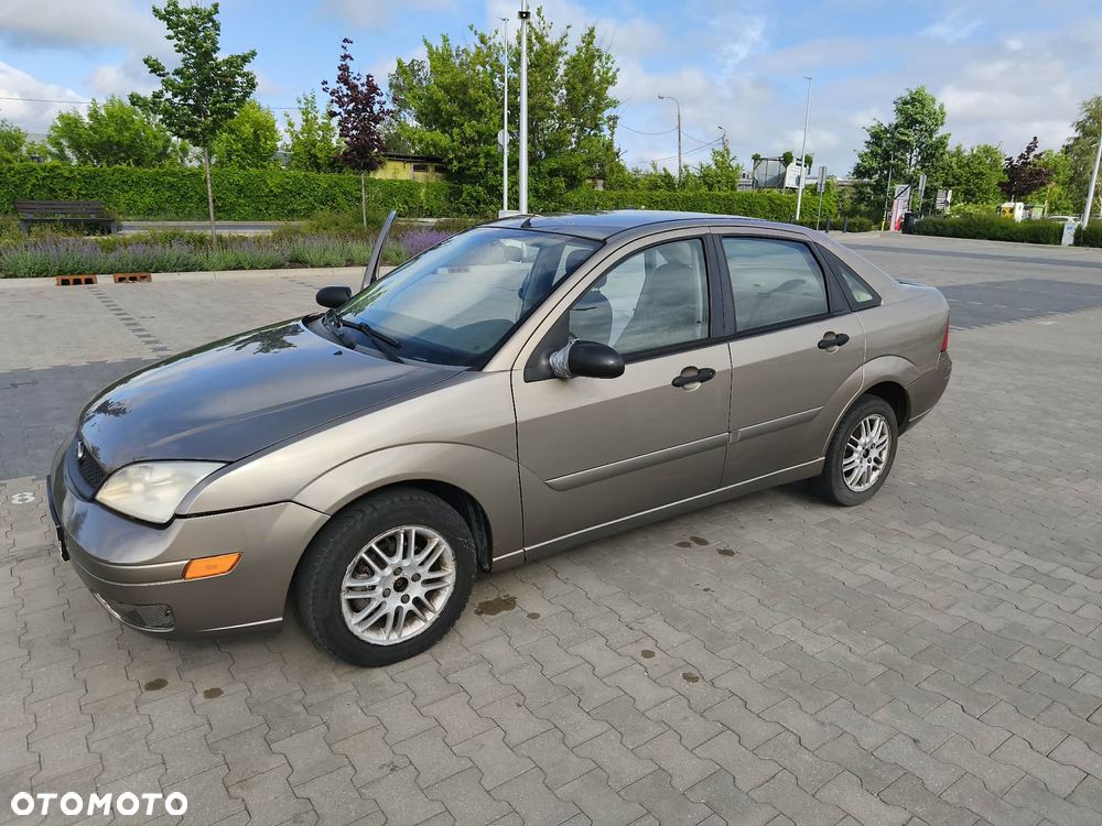 Ford Focus - 1