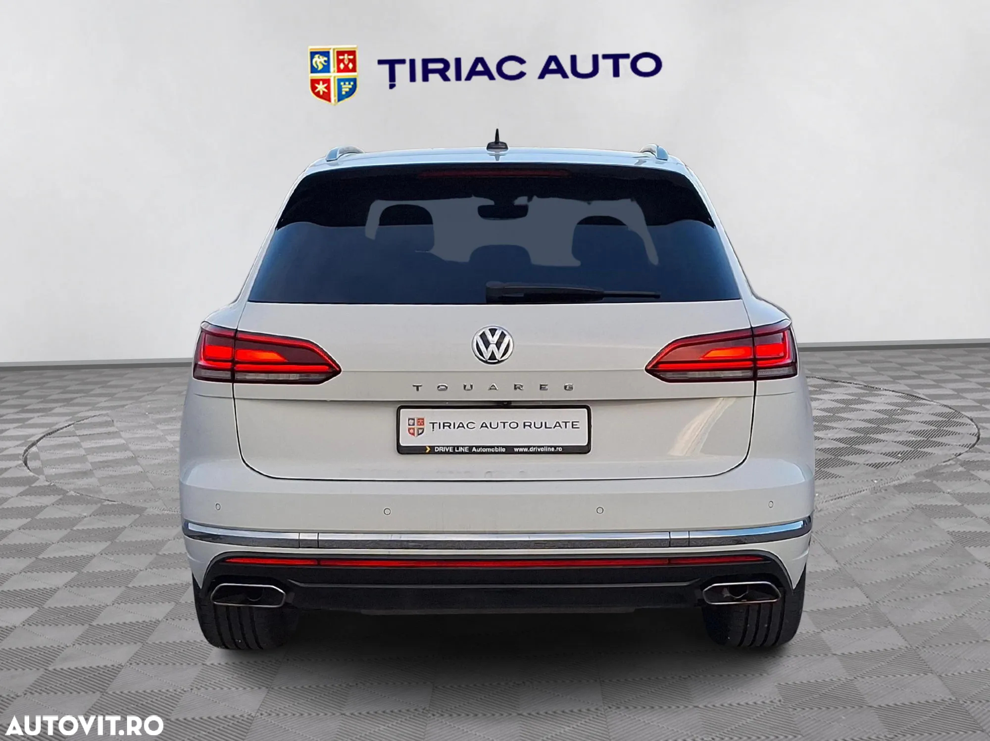 Volkswagen Touareg - 4