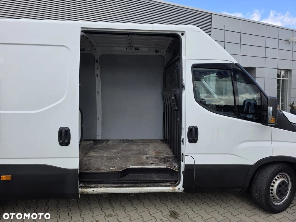 Iveco 35S18A8 Automat Maxi Blaszak Silnik 3L 180KM  16m3 - 3