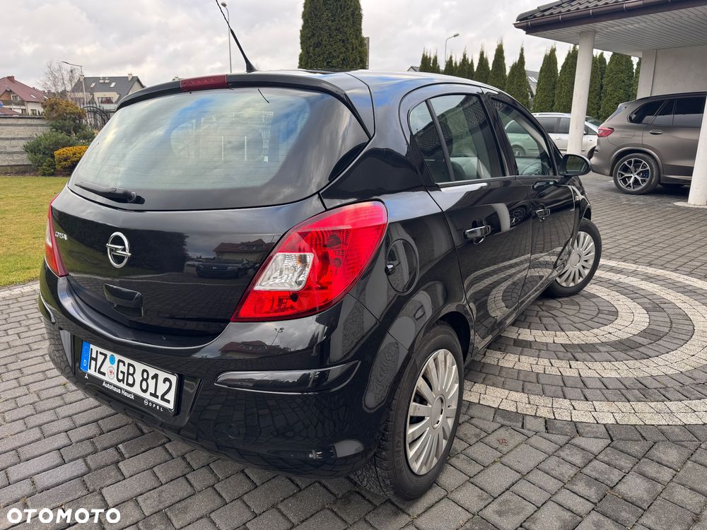 Opel Corsa 1.2 16V Cosmo - 6