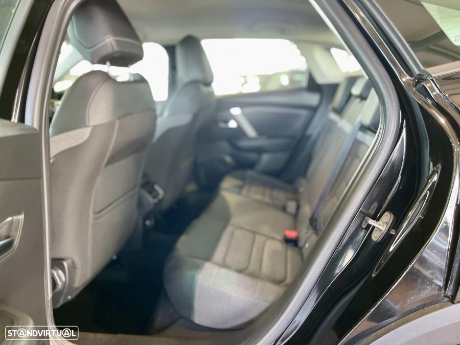 Citroën C4 X 1.2 PureTech Feel Pack EAT8 - 24