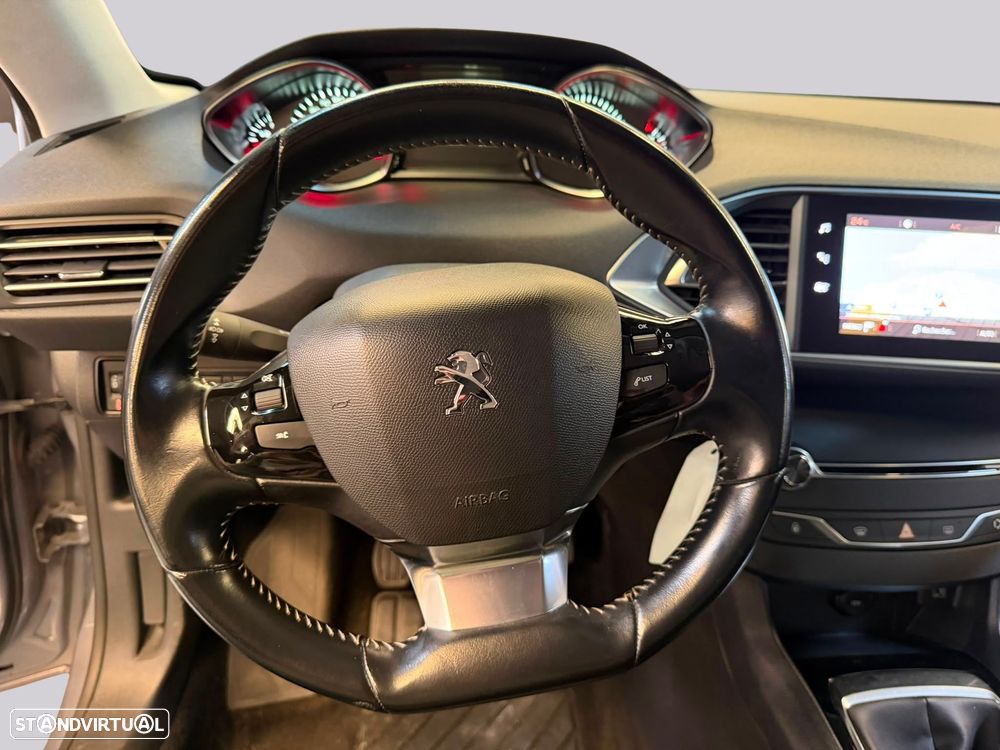 Peugeot 308 - 14