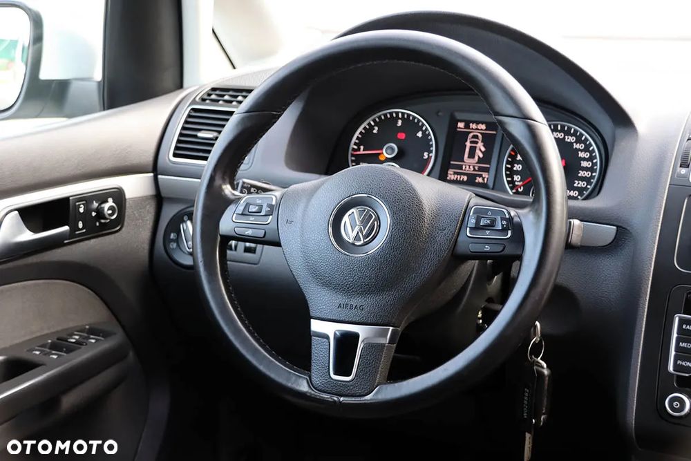 Volkswagen Touran 2.0 TDI DPF Life - 30