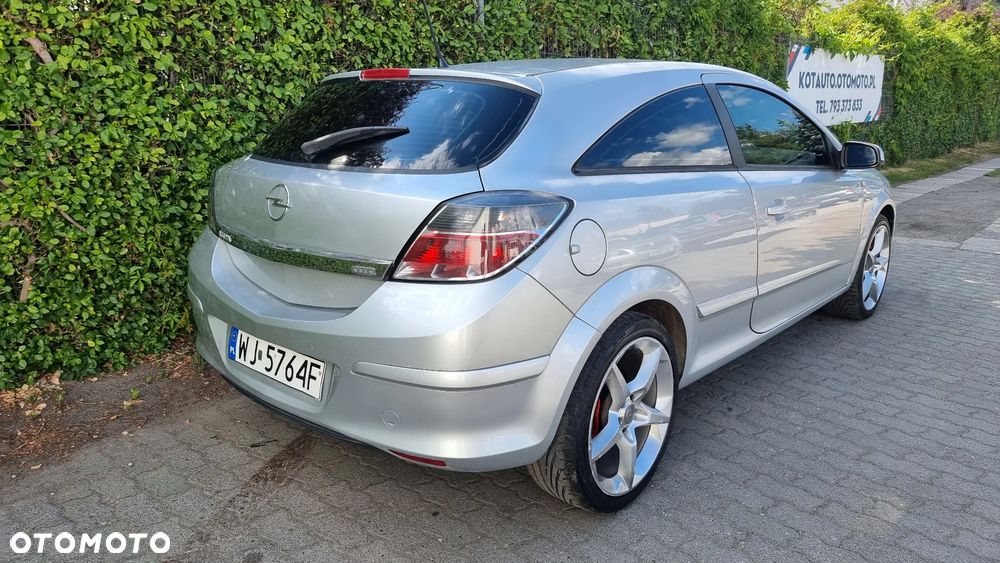 Opel Astra 1.9 CDTI Enjoy - 23
