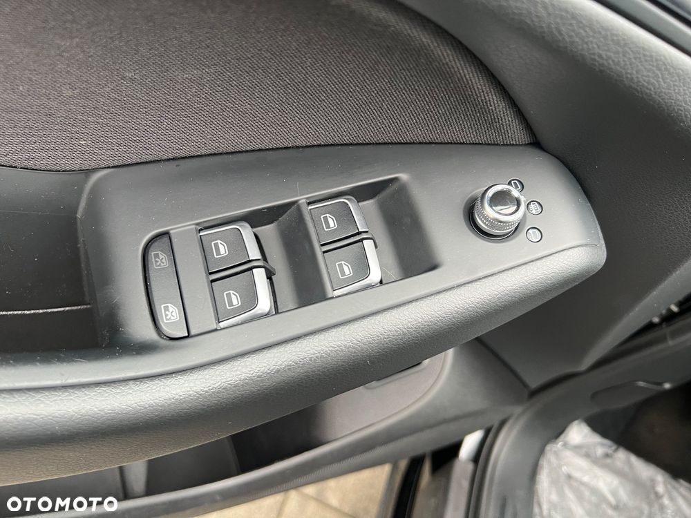 Audi Q5 2.0 TDI quattro design - 25