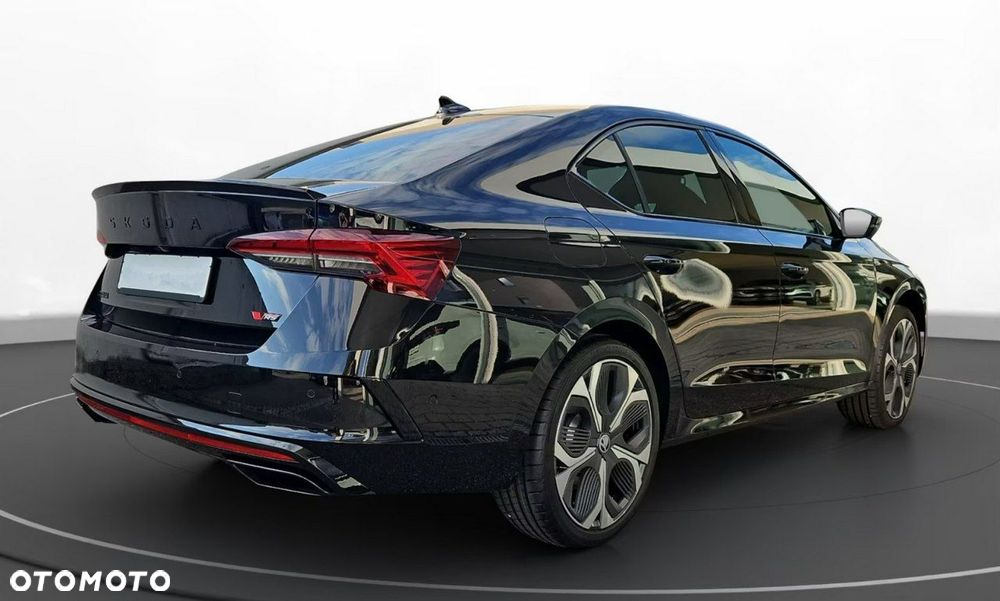 Skoda Octavia 2.0 TSI RS DSG - 4