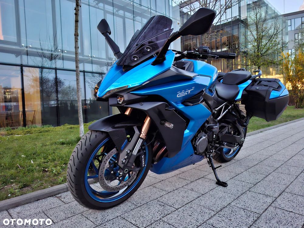 Suzuki GSX - 5