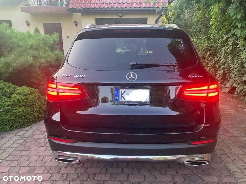 Mercedes-Benz GLC 300 4Matic 9G-TRONIC - 11
