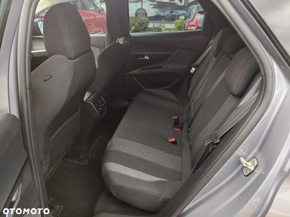 Peugeot 3008 1.2 PureTech GPF Active S&S EAT8 - 15