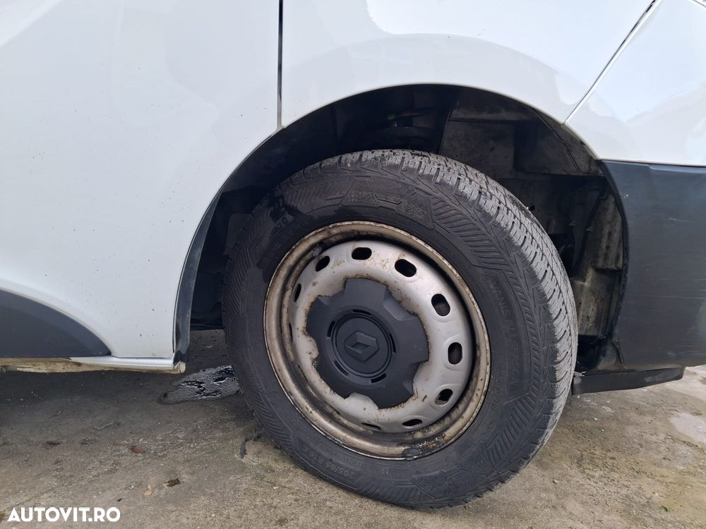 Renault TRAFIC - 22