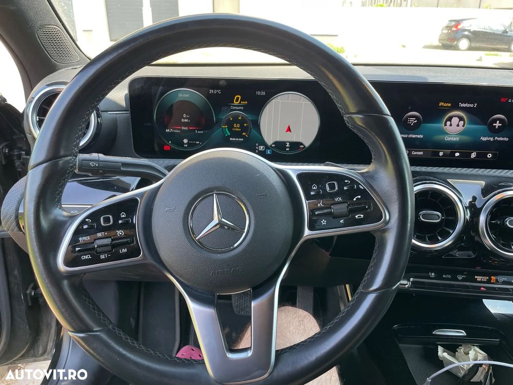 Mercedes-Benz A 200 d 8G-DCT - 9