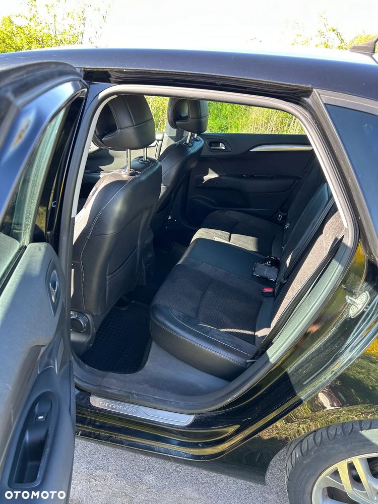 Citroën C4 1.6 VTi Exclusive - 22