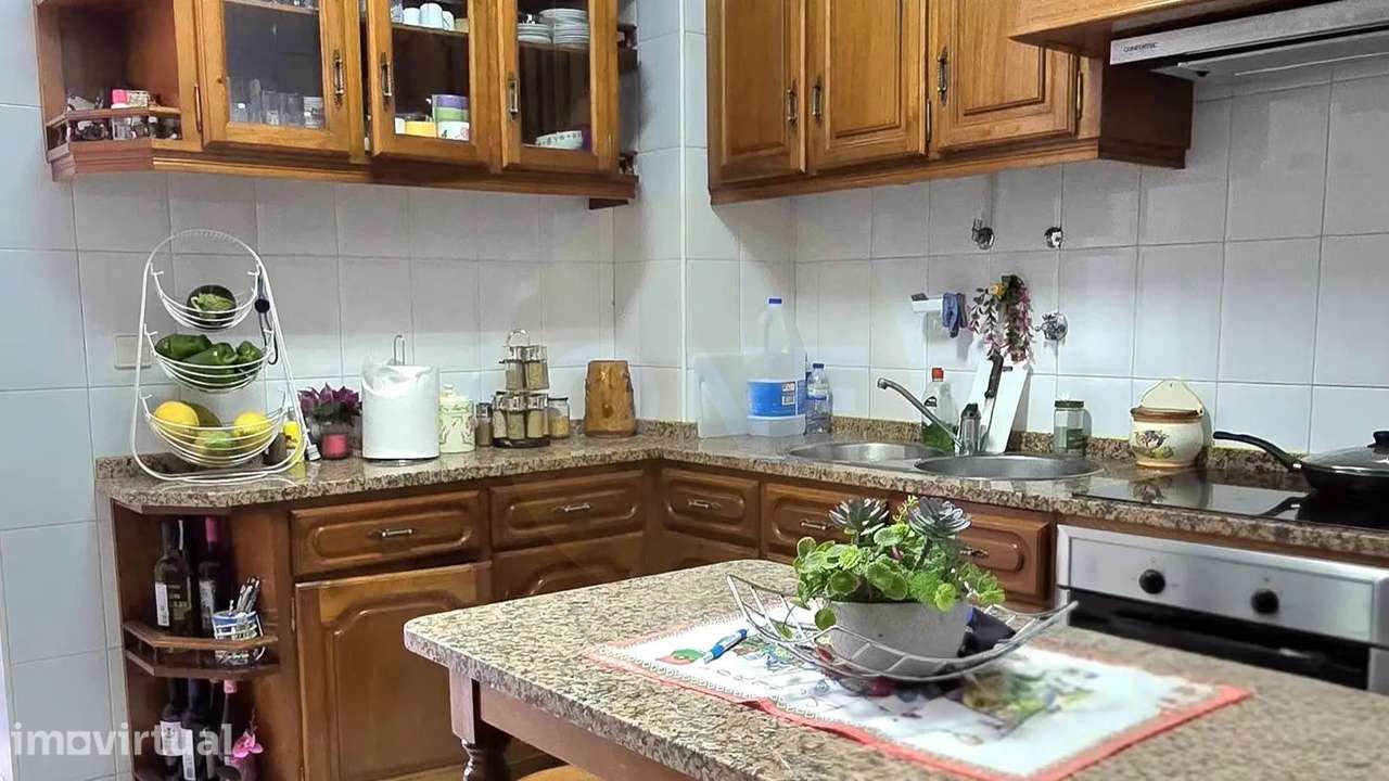 Apartamento T2 - Grande imagem: 2/14