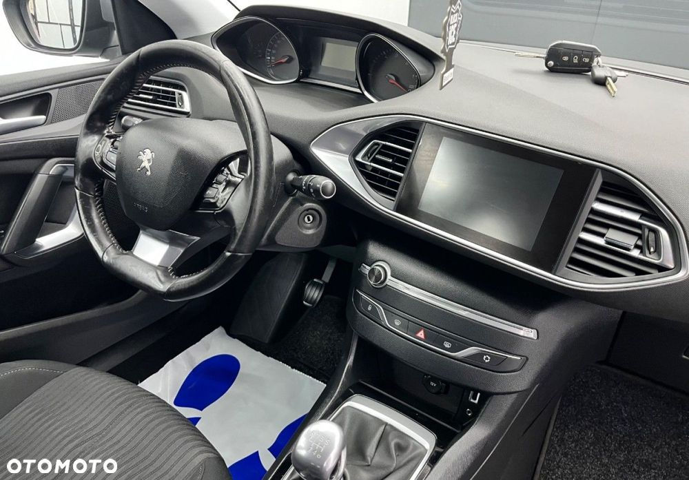 Peugeot 308 - 9