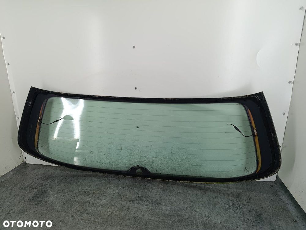 SZYBA KLAPY BAGAZNIKA VW PASSAT B6 KOMBI - 8