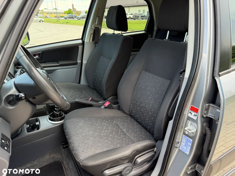 Suzuki SX4 2.0 DDiS 4x4 Comfort - 11