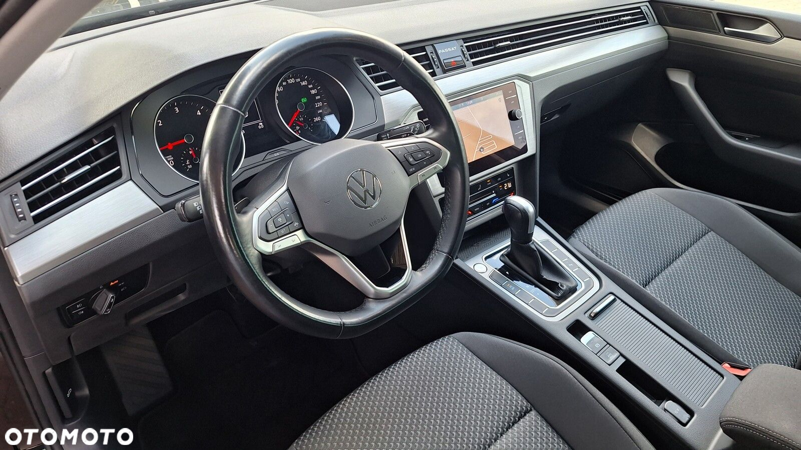 Volkswagen Passat - 14