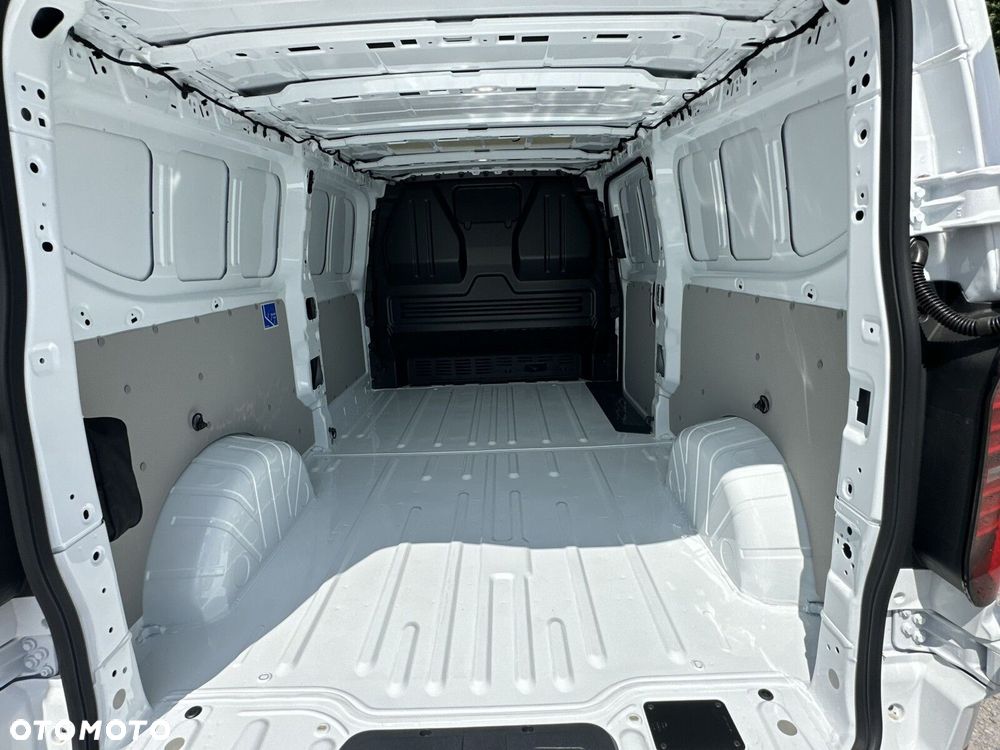 Volkswagen Transporter Furgon, 2,0TDI 150KM, 6-bieg.manualna, r.o :3500 mm - 18