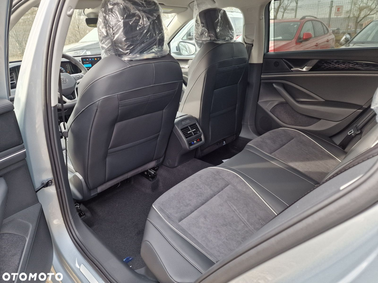 Volkswagen Passat - 14