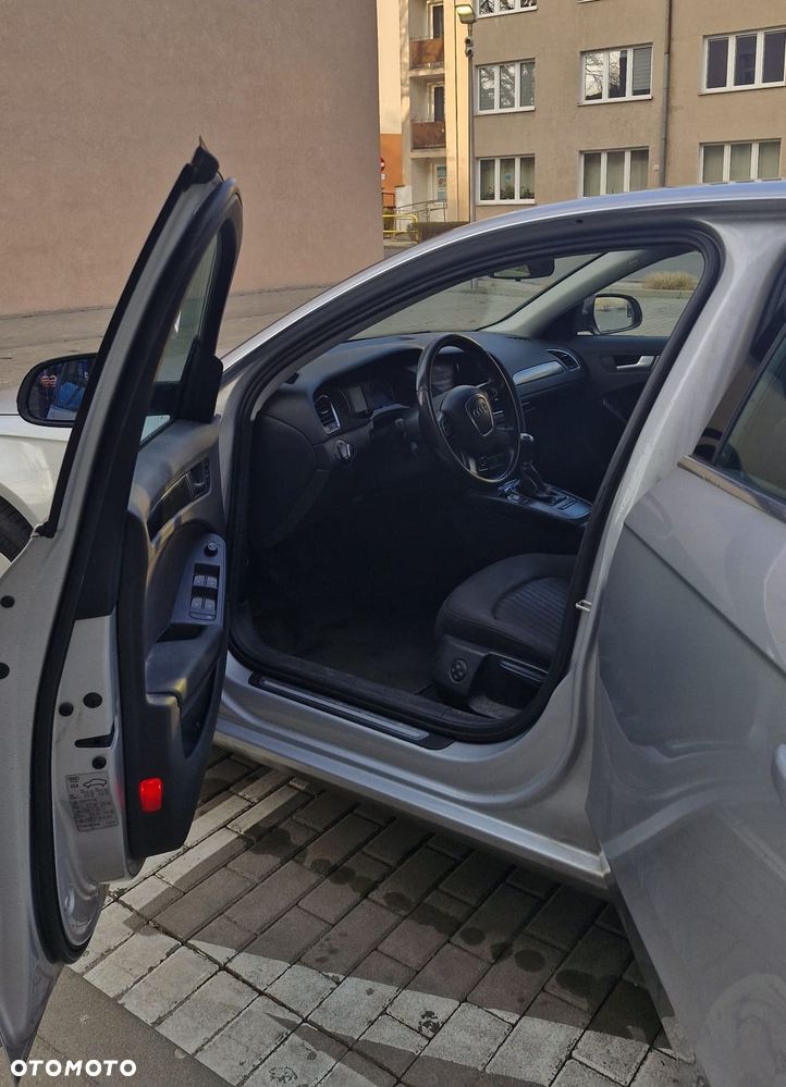 Audi A4 Limousine - 13