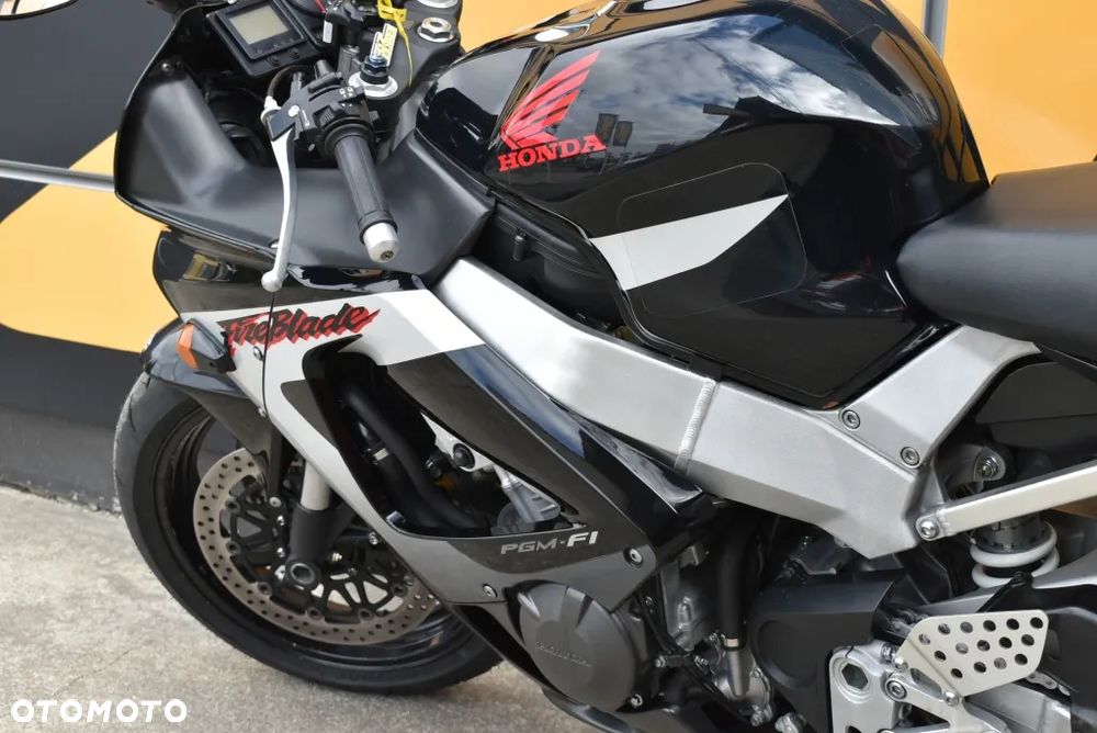 Honda CBR - 14