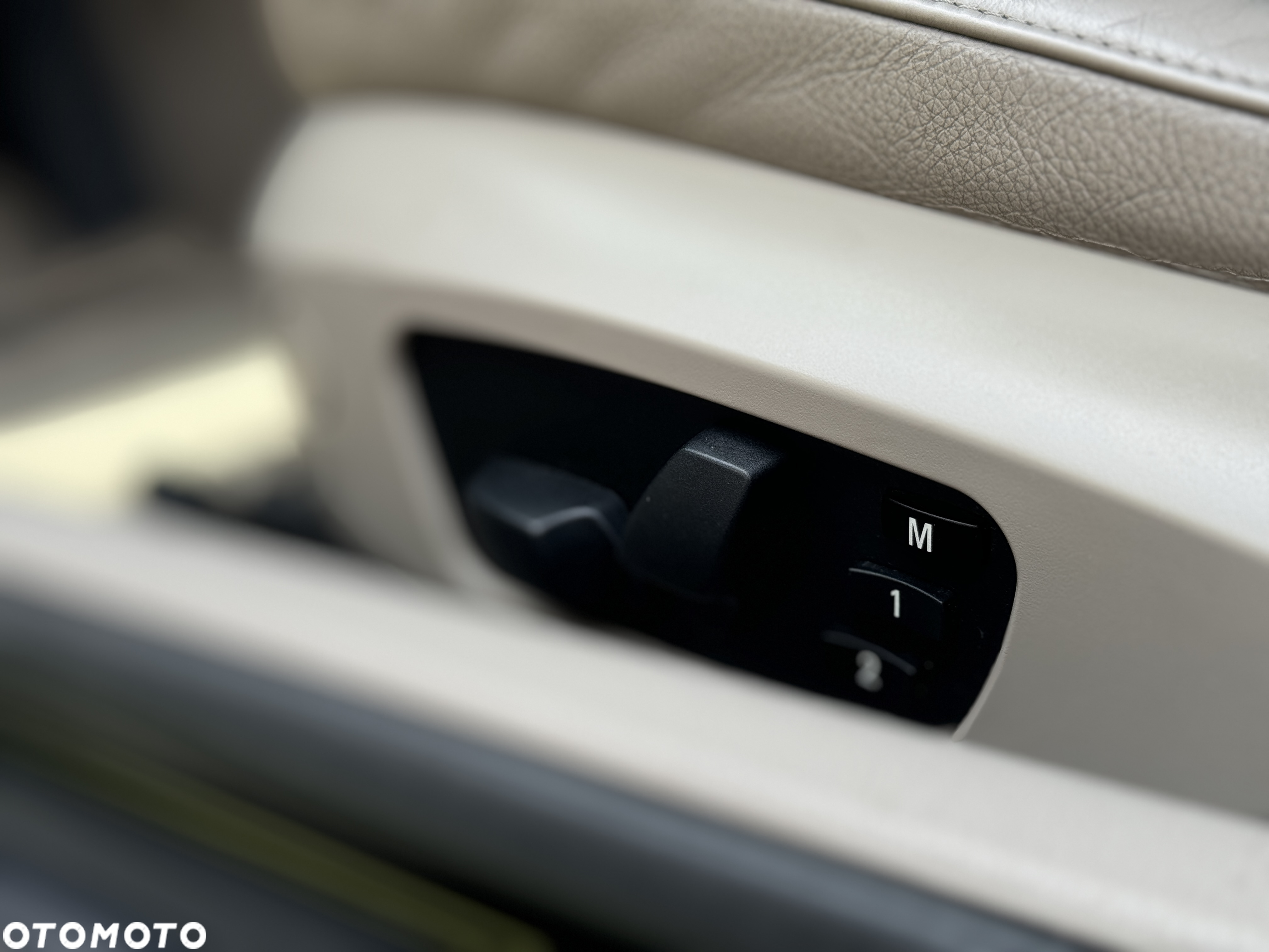 BMW Seria 1 - 10