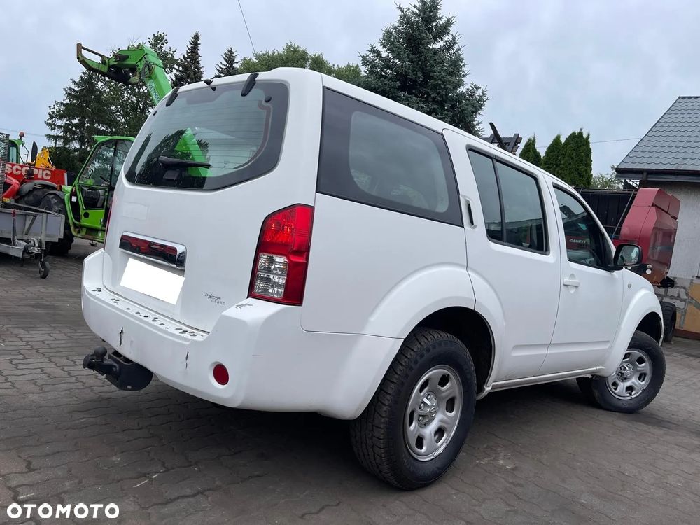 Nissan Pathfinder 2.5 DCi Comfort - 35