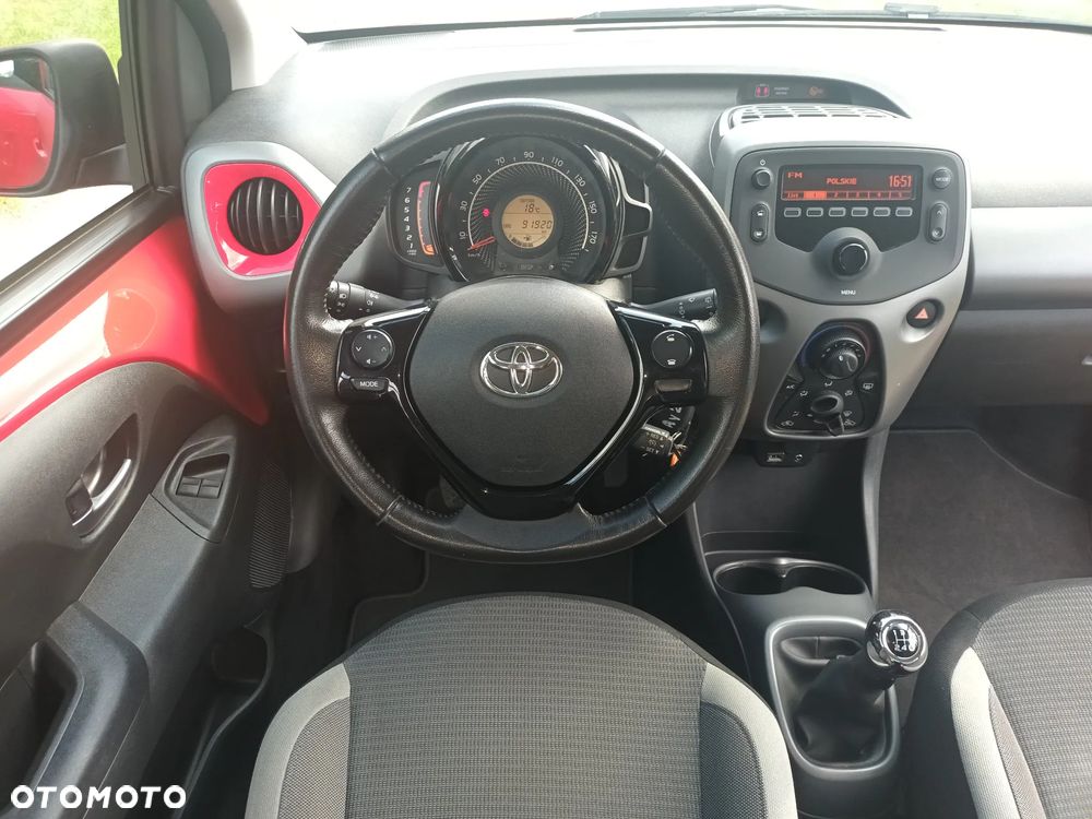 Toyota Aygo 1.0 VVT-i Color Edition - 10