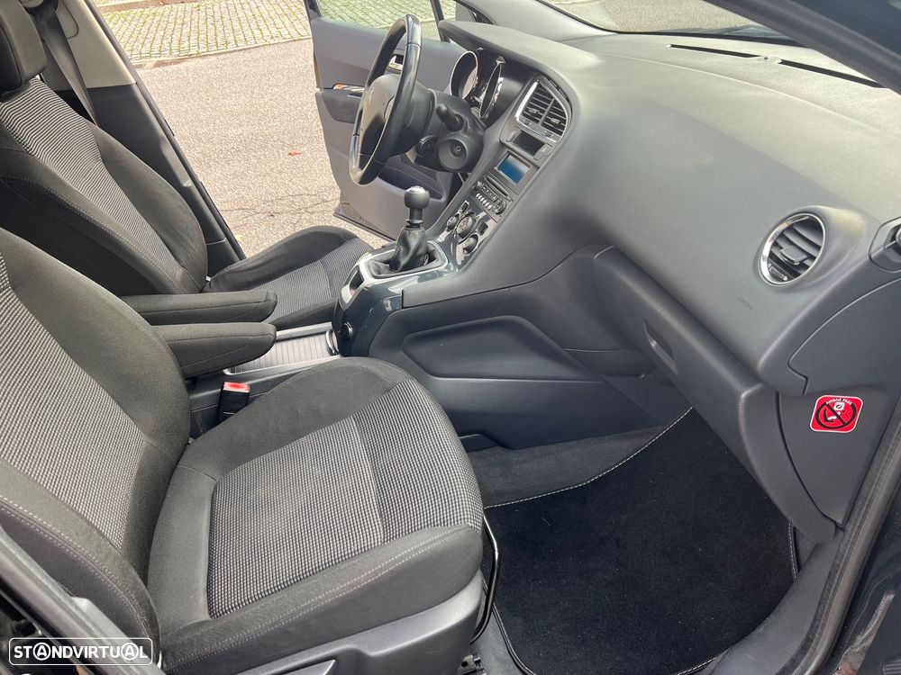 Peugeot 5008 1.6 HDi Executive - 6