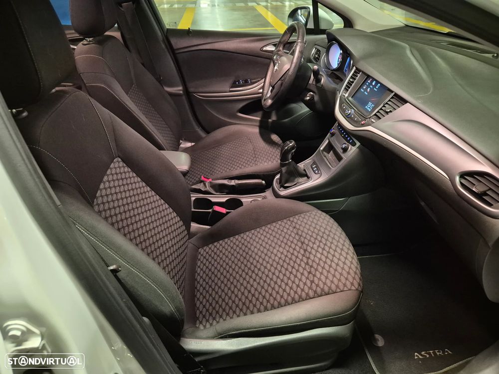 Opel Astra 1.0 Dynamic S/S - 31