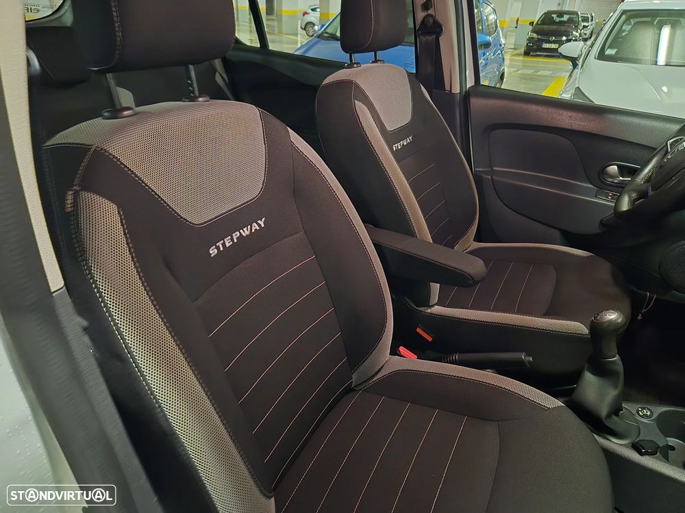 Dacia Sandero 0.9 TCe Stepway Bi-Fuel - 30