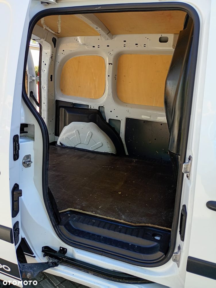 Renault Kangoo - 16