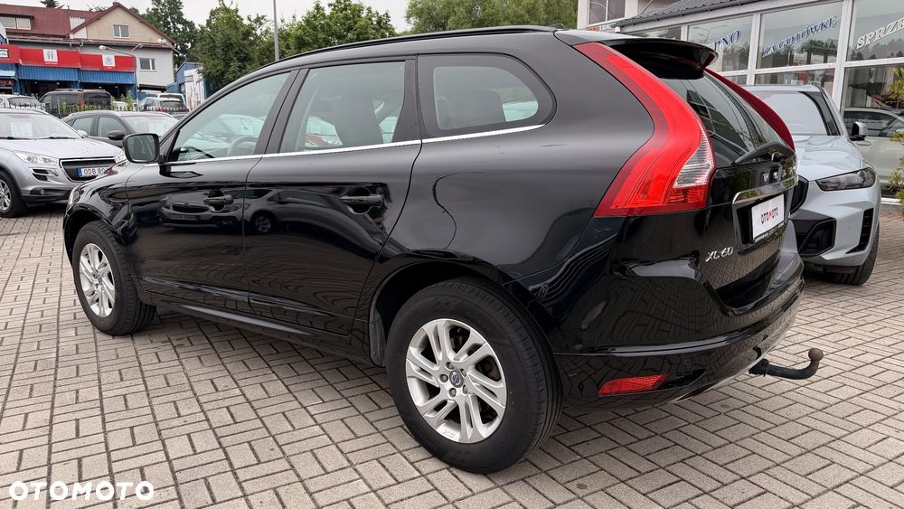 Volvo XC 60 D4 Momentum - 14