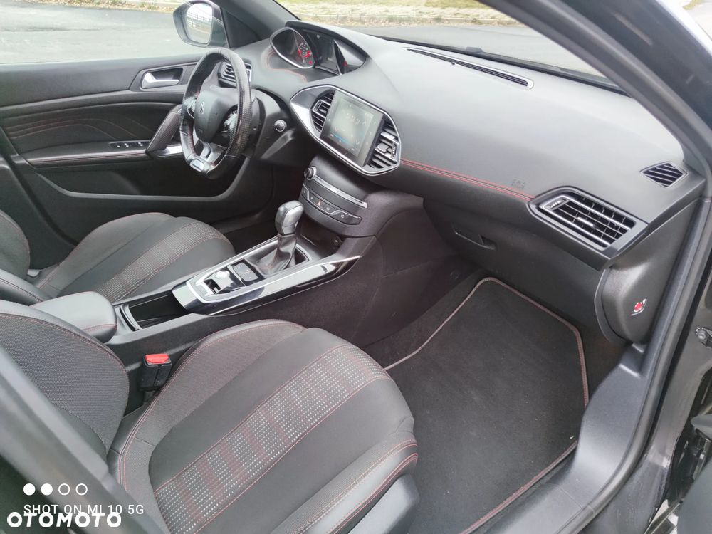 Peugeot 308 PureTech 130 GPF EAT8 Stop & Start GT - 14