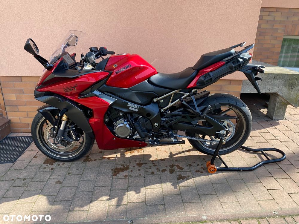 Suzuki GSX 1000 - 3