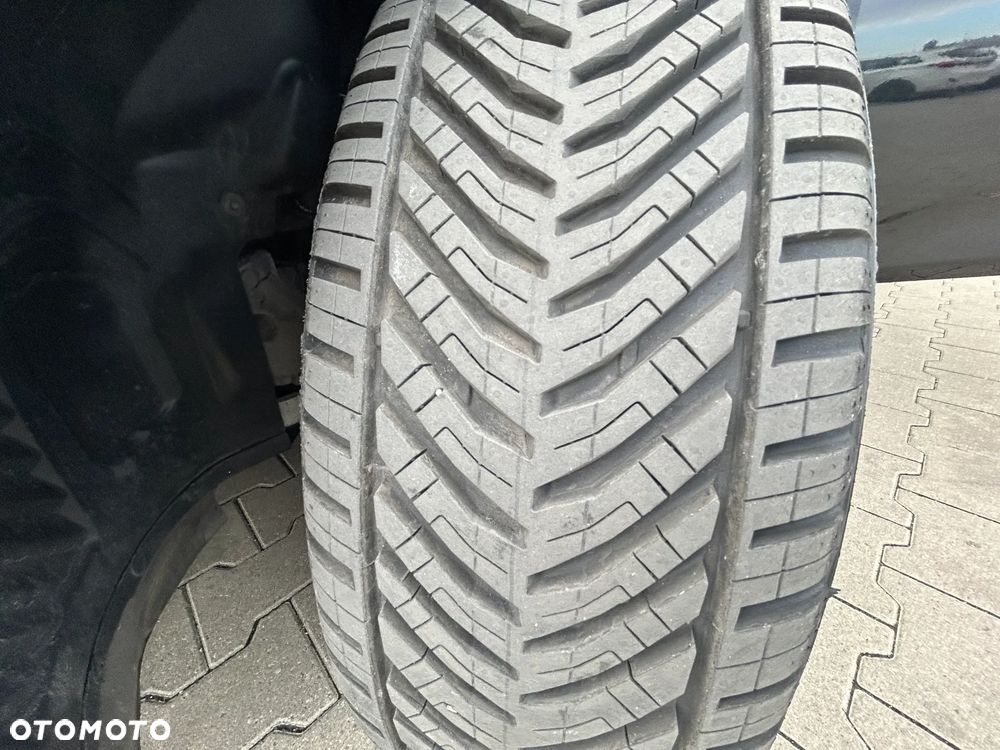 BMW Seria 2 - 25