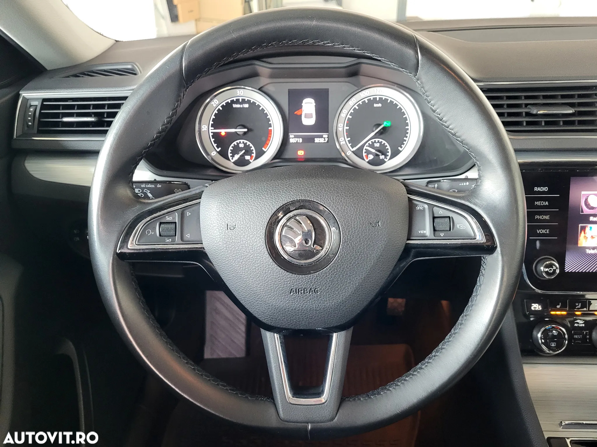 Skoda Superb - 19