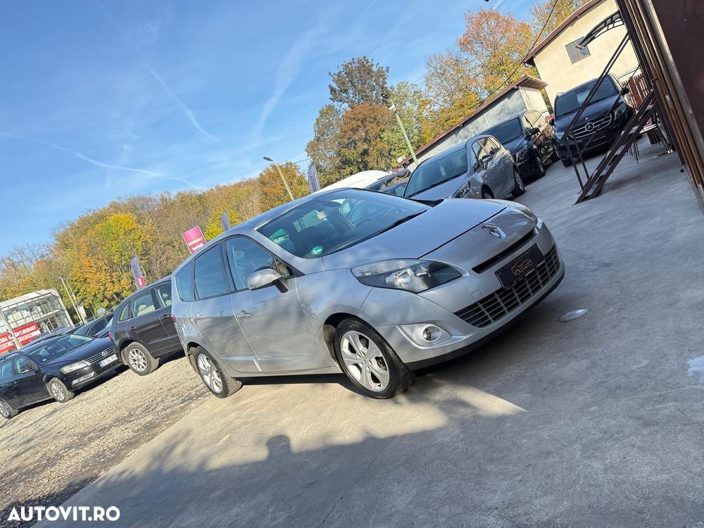 Renault Scenic - 25