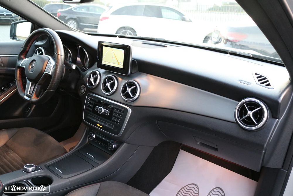 Mercedes-Benz GLA 220 CDI AMG Line - 17