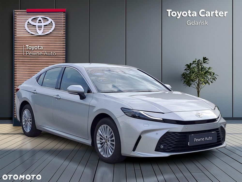 Toyota Camry - 8