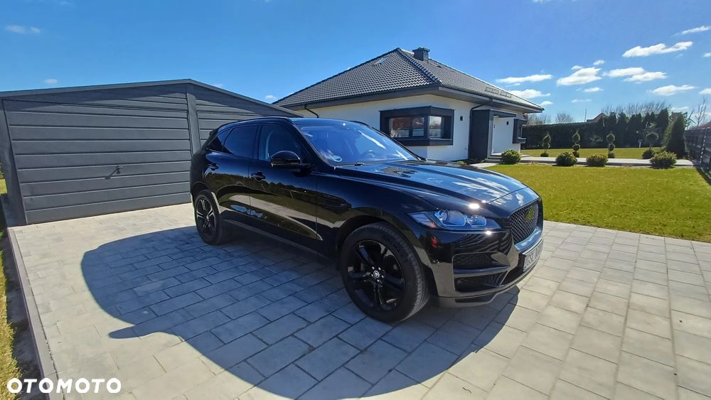 Jaguar F-Pace - 15