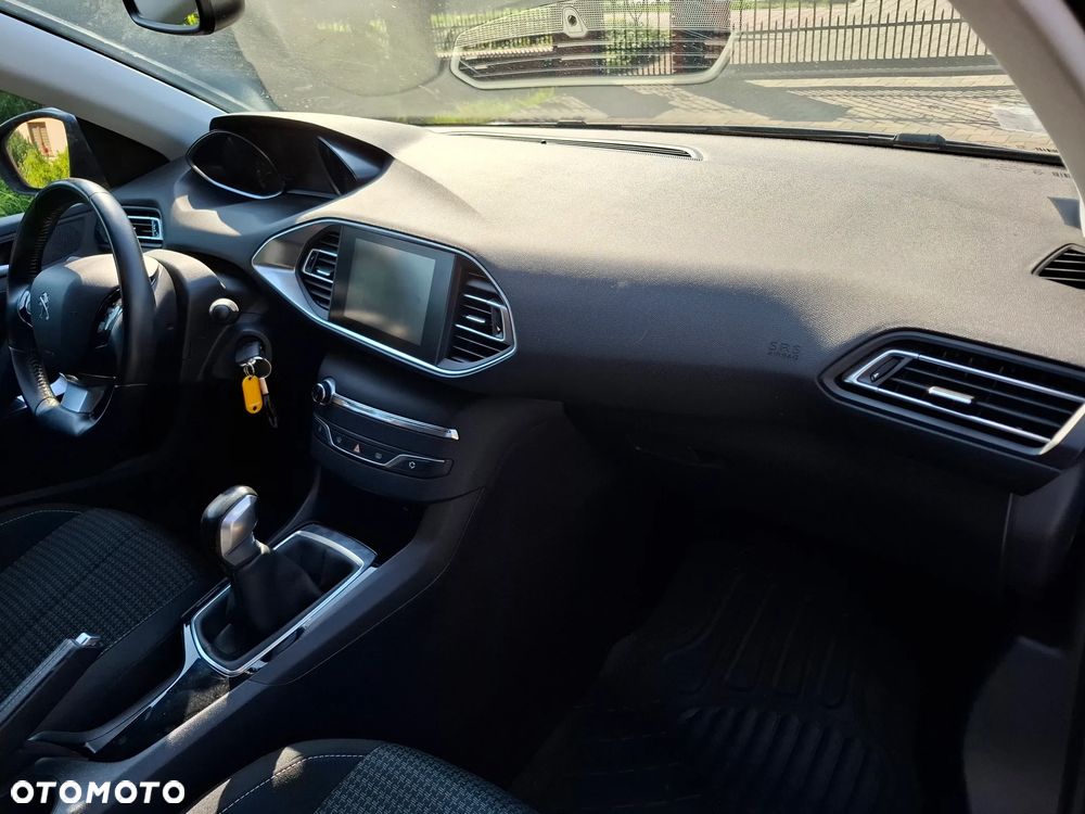 Peugeot 308 PureTech 110 Stop & Start Style - 13