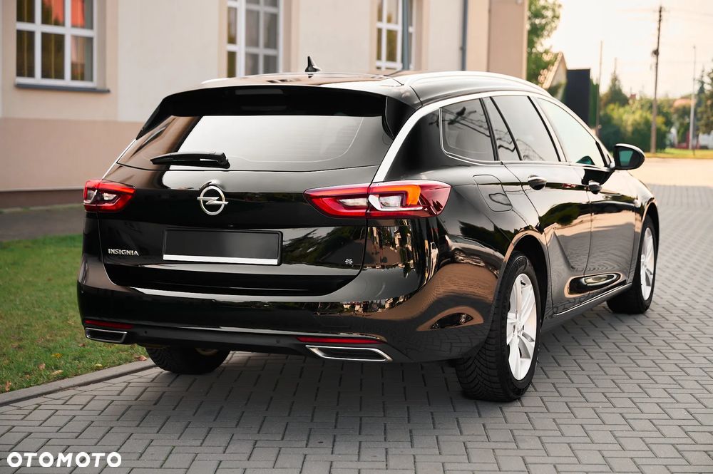 Opel Insignia 2.0 CDTI 4x4 Business Elegance S&S - 11