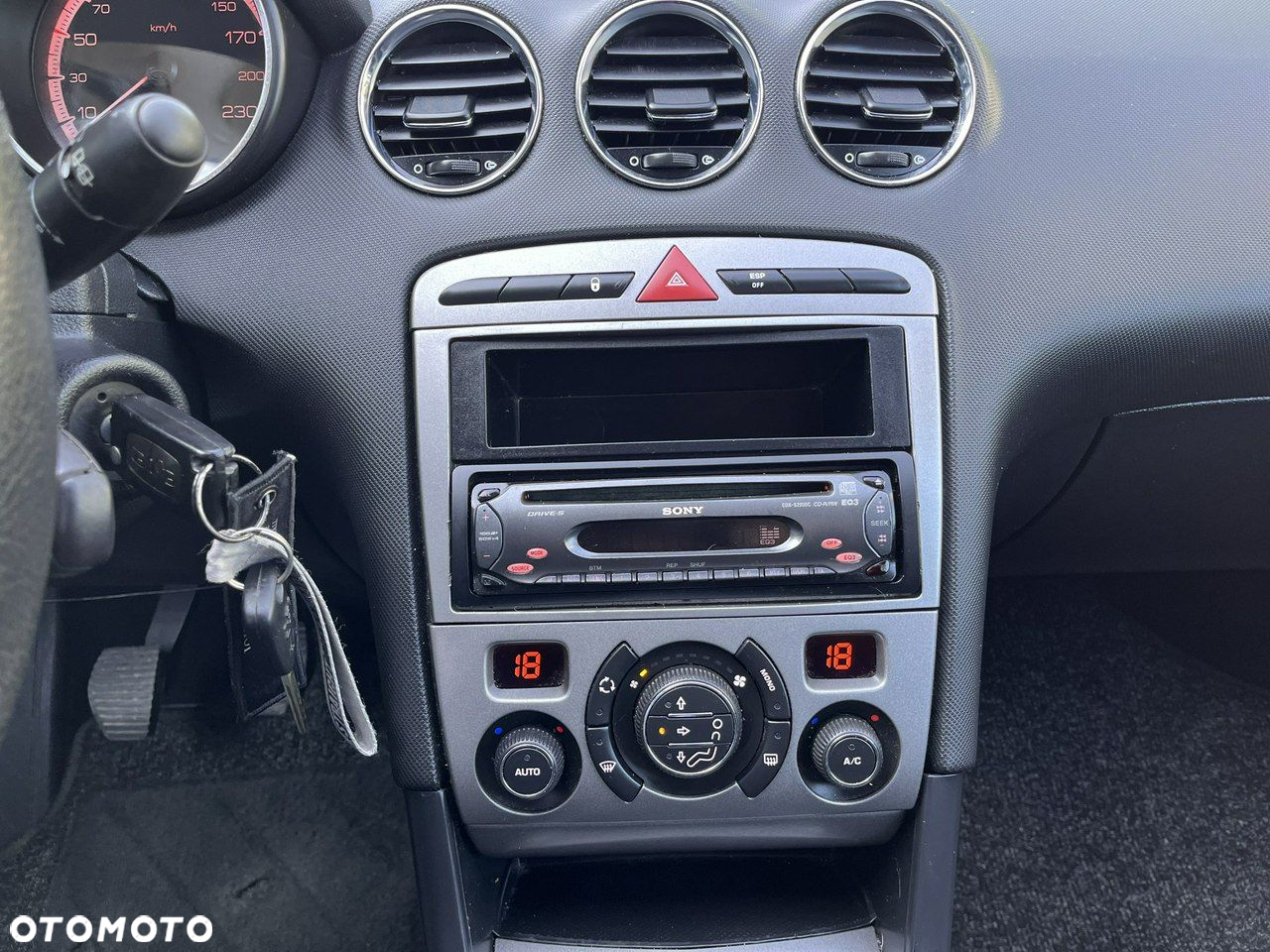 Peugeot 308 1.6 Trendy - 13