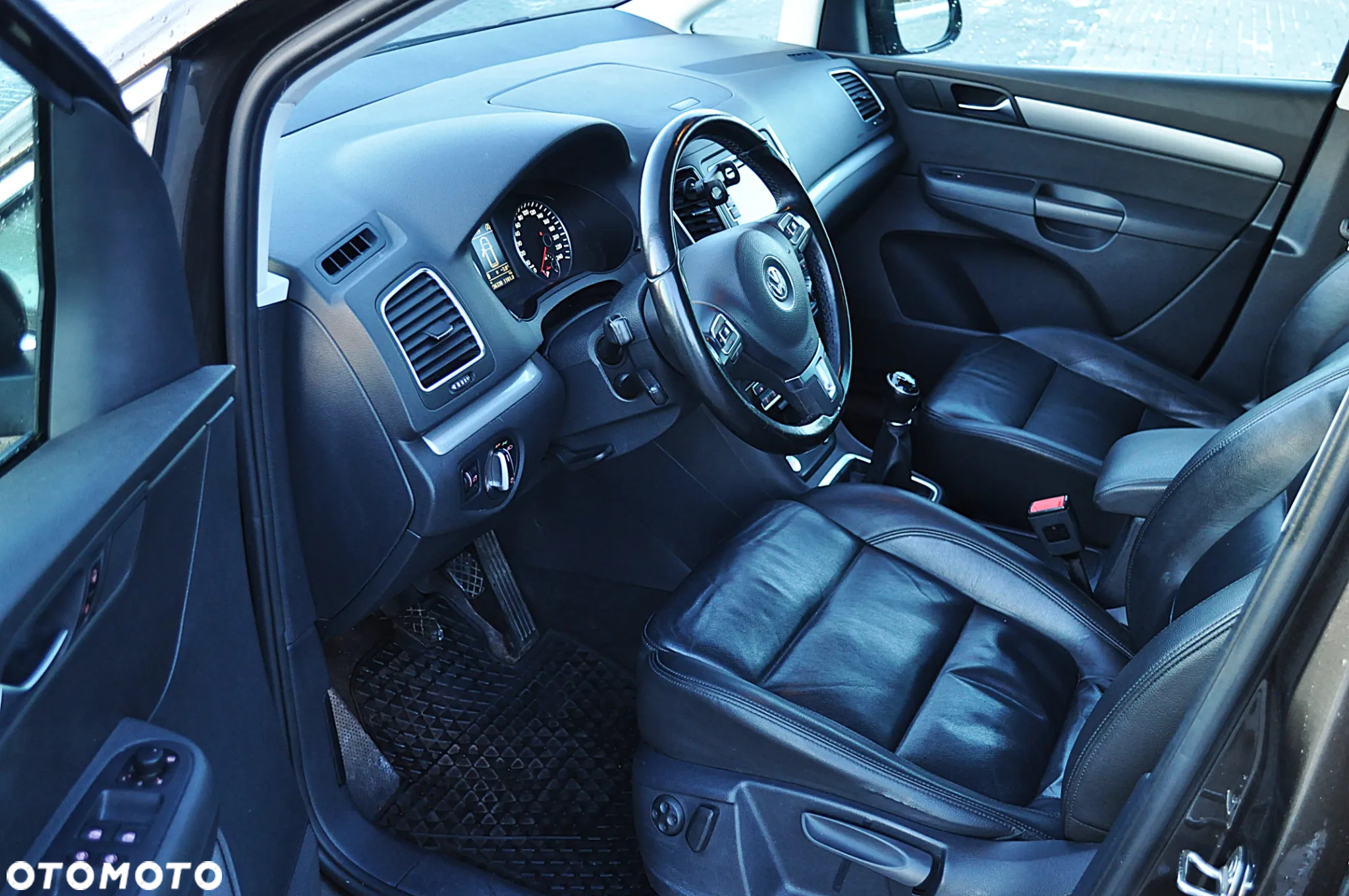 Volkswagen Sharan - 19