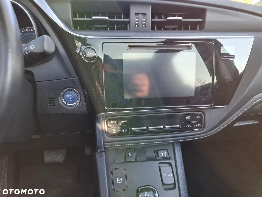 Toyota Auris - 17